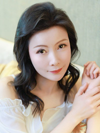 Asian Bride Xiangyi (Yi) from Wenzhou