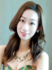 Asian Bride Yiyi (Yi) from Shanghai