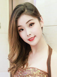 Yanan (Nan) uit Taiyuan, China