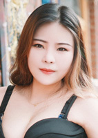 Xiqin (Qin) from Zhengzhou, China