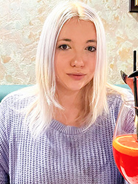 Olena de Poltava, Ukraine