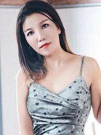Asian Bride Jing (Jing) from Zhengzhou