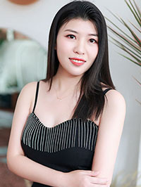 Asian Bride Yaqi (Qi) from Zhengzhou