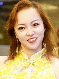 Asian single woman Lin (Lin) from Shanghai