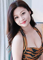 Lindi (Di) from Shanghai, China