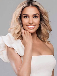 Yuliia aus Dubai, United Arab Emirates