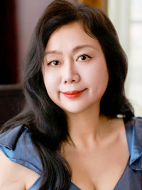 Asian Bride Meifang (Fang) from Shanghai