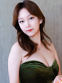 Asian Bride Jiaojiao (Jiao) from Wuhu