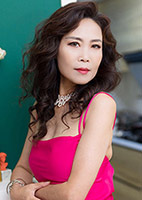 Xiuhua (Hua) from Shanghai, China