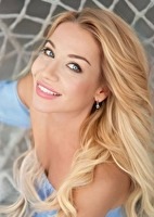 Oksana from Kyiv, Ukraine