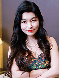 Asian Bride Gongming (Ming) from Shanghai