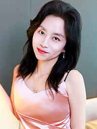 Asian Bride Yanqun (Qun) from Shanghai