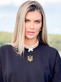 Viktoriia aus Kyiv, Ukraine