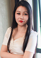 Xinmei (Mei) from Shanghai, China