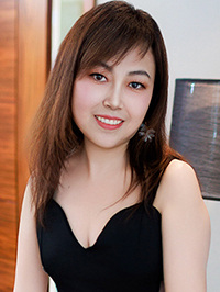 Asian Bride Fang (Fang) from Shanghai