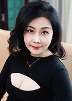 Zhemin (Min) from Shenyang, China