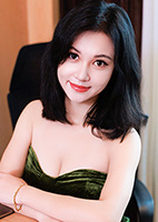 Haiyan (Yan) from Shanghai, China