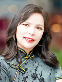 Asian Bride Huixiang (Xiang) from Suzhou