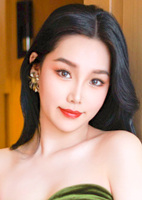 Yun (Yun) from Shanghai, China