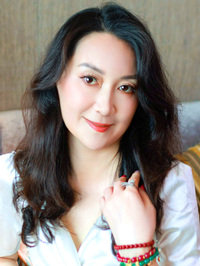 Asian Bride Qiuli (Li) from Shanghai