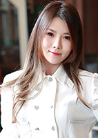 Yanxi (Xi) from Zhengzhou, China