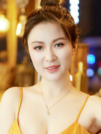 Asian Bride Yipu (Pu) from Xi'an