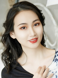 Asian Bride Wanyu (Yu) from Xi'an