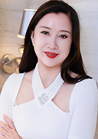 Weixia from Shanghai, China