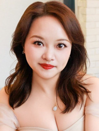 Asian Bride Zhongping (Ping) from Shanghai