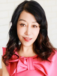 Asian Bride Weigong (Gong) from Shanghai