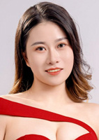 Hongyan (Yan) from Xiangfan, China