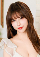 Yaxing (Xing) from Shanghai, China