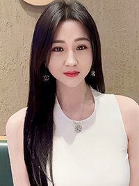 Asian Bride Yuelu from Xiangfan