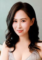 Yi (Yi) from Shanghai, China