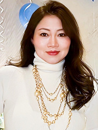 Asian Bride Qian from Shanghai