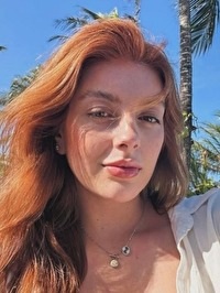 Bruna aus Porto Alegre, Brazil