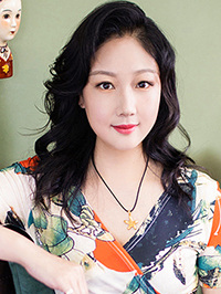 Asian Bride Qin (Qin) from Shanghai