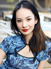 Asian Bride Mengbo (Bo) from Dengfeng