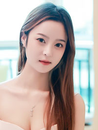 Asian Bride Xing (Xing) from Chengdu