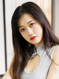 Asian single woman Yichun (Chun) from Huaihua