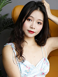 Asian Bride Qianxi (Xi) from Chengdu