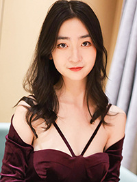 Asian Bride Ningyi (Yi) from Chengdu