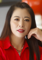 Yanli (Li) from Zhengzhou, China