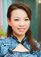 Yanna (Na) from Xinmi, China