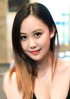 Yanyue (Yue) from Linzhou, China