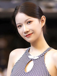Asian Bride Danyang (Yang) from Zhengzhou