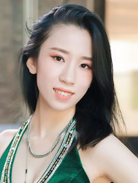 Asian Bride Ziyi (Yi) from Lianyungang
