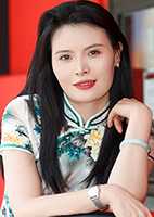Ling from Zhengzhou, China