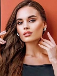 Single Oryna from Sharjah, United Arab Emirates