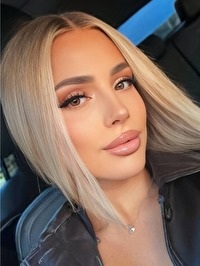 Violeta from Timişoara, Romania